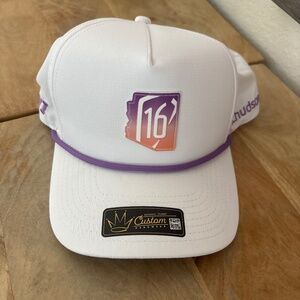 D Hudson wmpo hat 16 NWT
